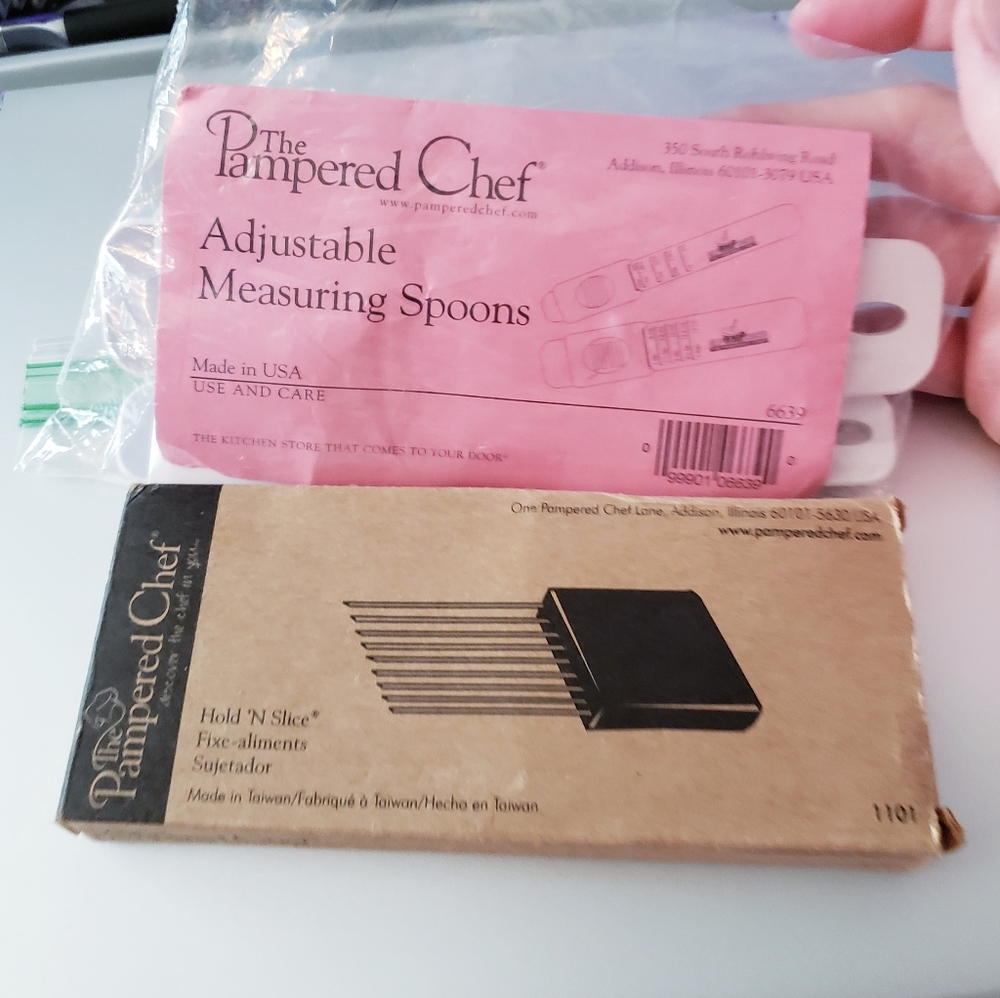 The Pampered Chef Bundle - Picture 10 of 16